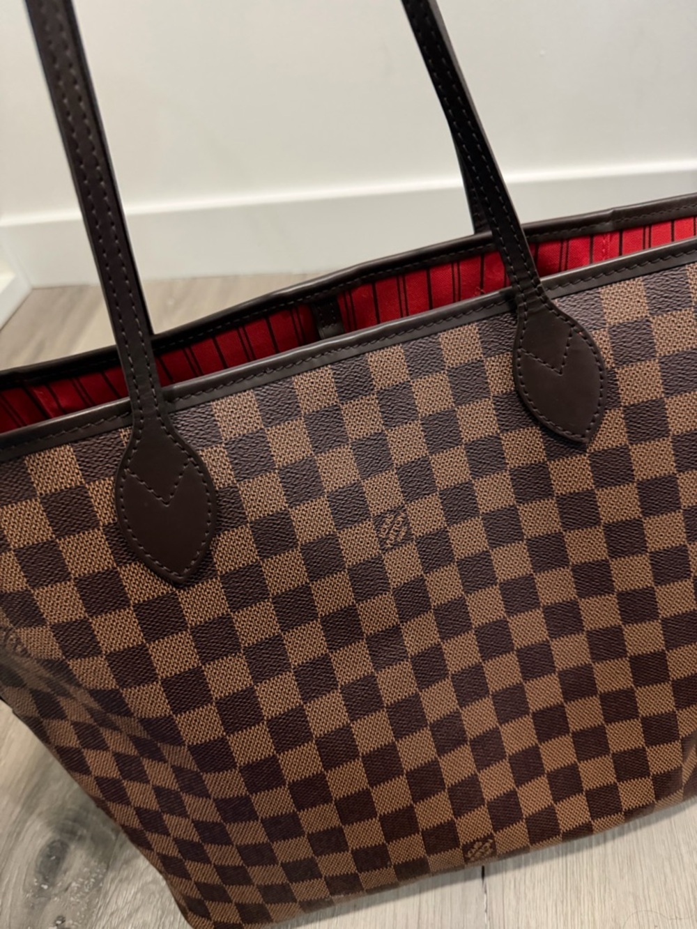 Louis Vuitton neverfull mm purse - Picture 6 of 12